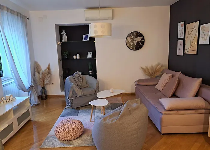 Peruc With Big Terrace And Beautiful Garden Apartment