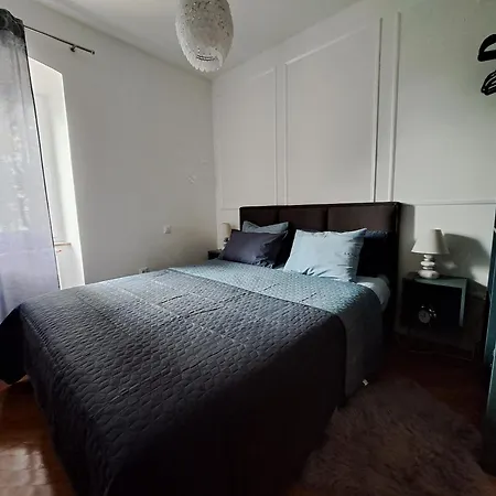 Peruc With Big Terrace And Beautiful Garden