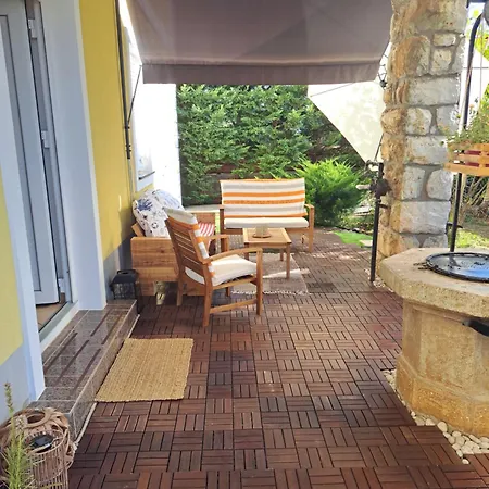דירה Peruc With Big Terrace And Beautiful Garden *