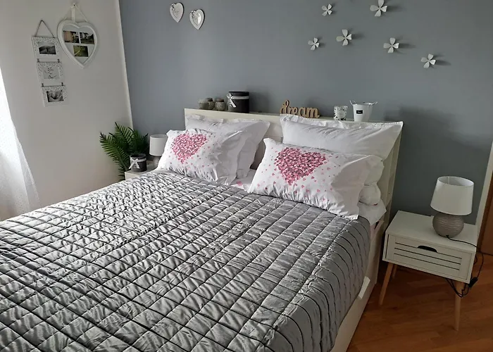 Peruc With Big Terrace And Beautiful Garden